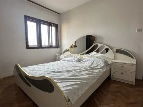 Sale, house, 195m², Cetinje, Crna Gora - image 11