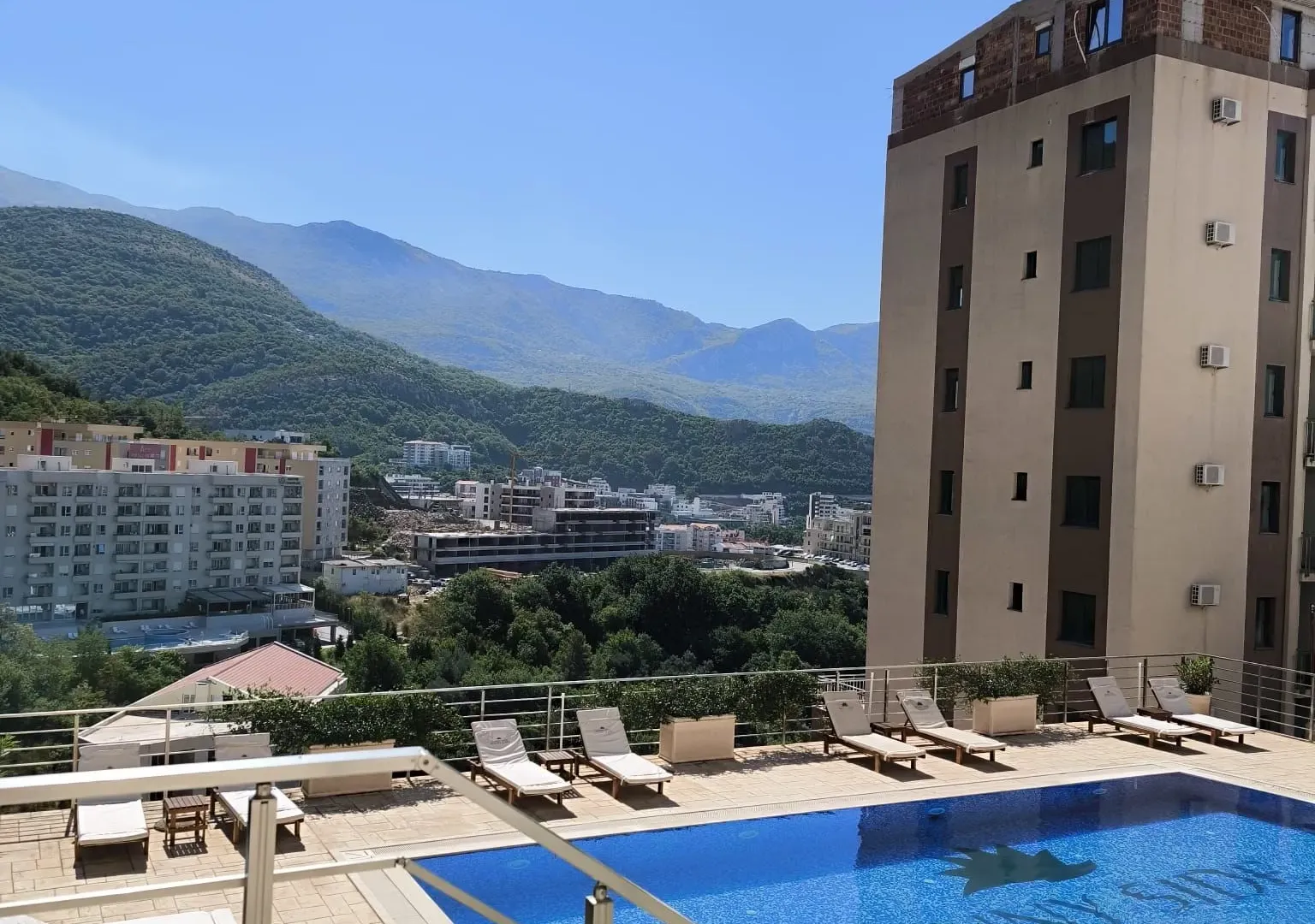 Prodaja, garsonjera, 35m², Bečići, Budva