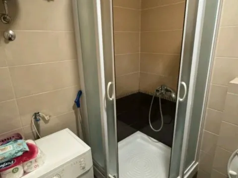 Izdavanje, garsonjera, 26m², Blok 6, Podgorica - image 6