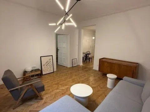Izdavanje, trosoban stan, 70m², Stari Grad, Beograd - image 2