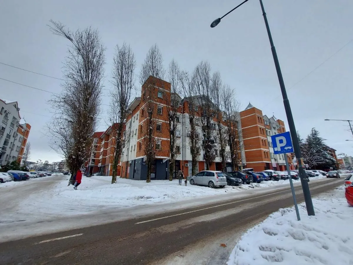 Rent, three bedroom apartment, 75m², Novo naselje, Novi Sad