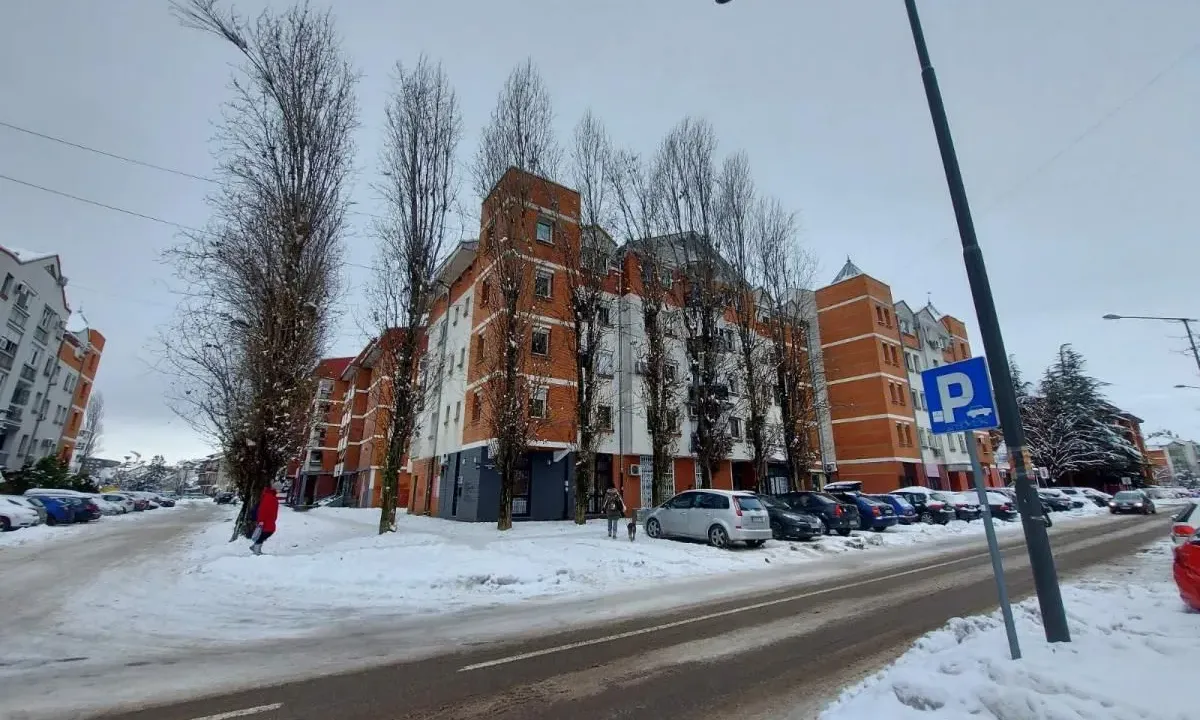 Rent, three bedroom apartment, 75m², Novo naselje, Novi Sad