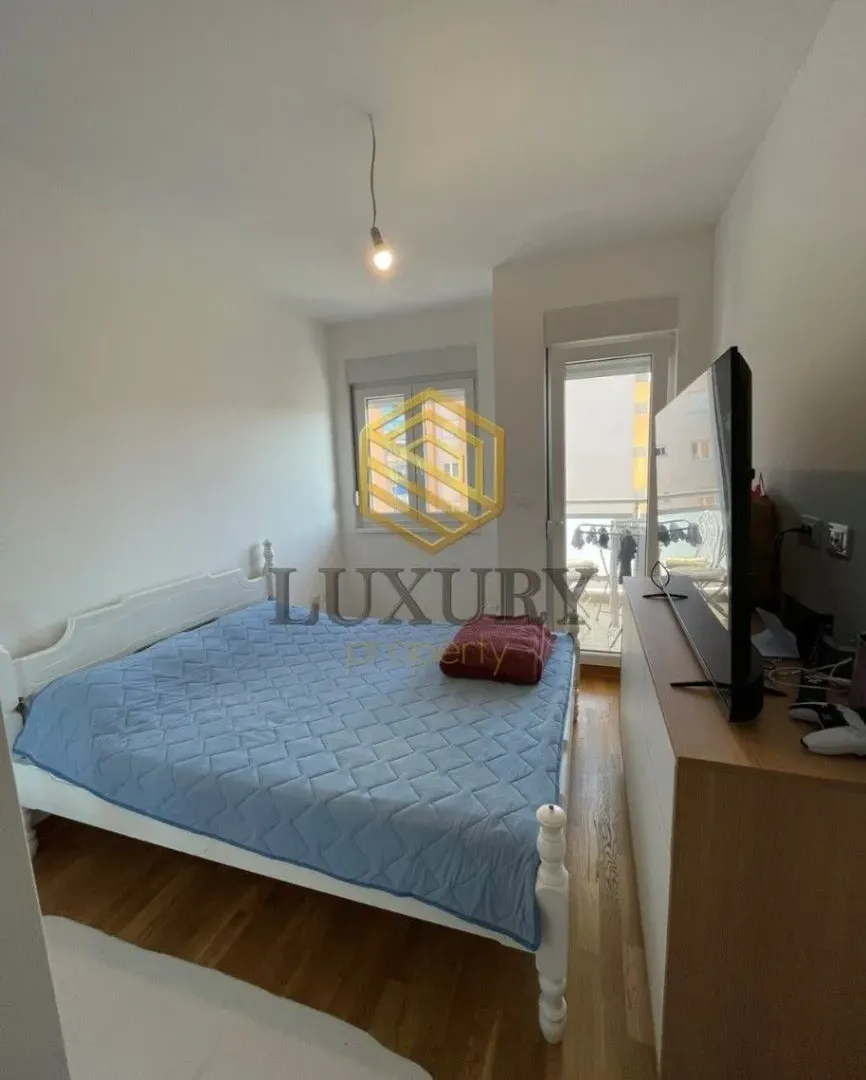 Izdavanje, jednosoban stan, 46m², City Kej, Podgorica