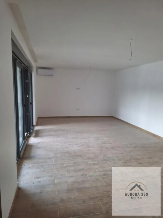 Prodaja, trosoban stan, 93m², Banja Vrdnik, Irig