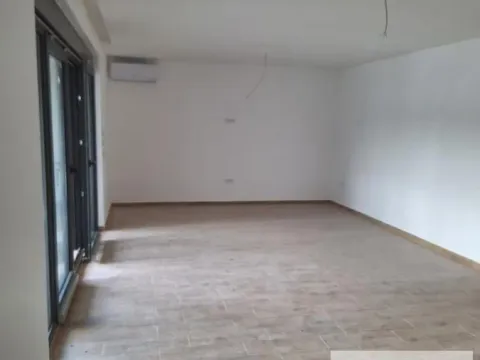 Prodaja, trosoban stan, 93m², Banja Vrdnik, Irig - image 4