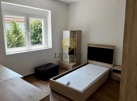 Rent, house, 125m², Ibričevina, Podgorica - image 8
