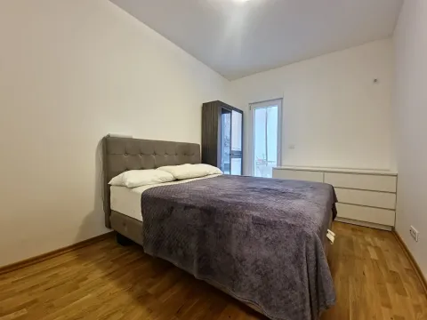 Rent, two bedroom apartment, 69m², Budva, Crna Gora - image 15