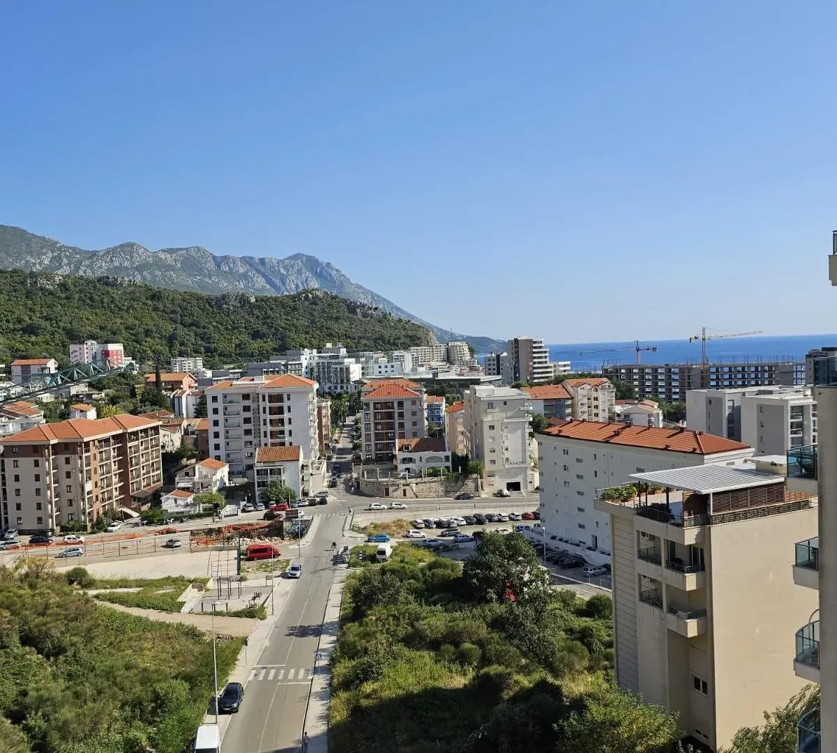 Prodaja, dvosoban stan, 74m², Bečići, Budva