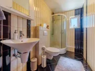 Rent, one bedroom apartment, 120m², Prčanj, Kotor - image 5