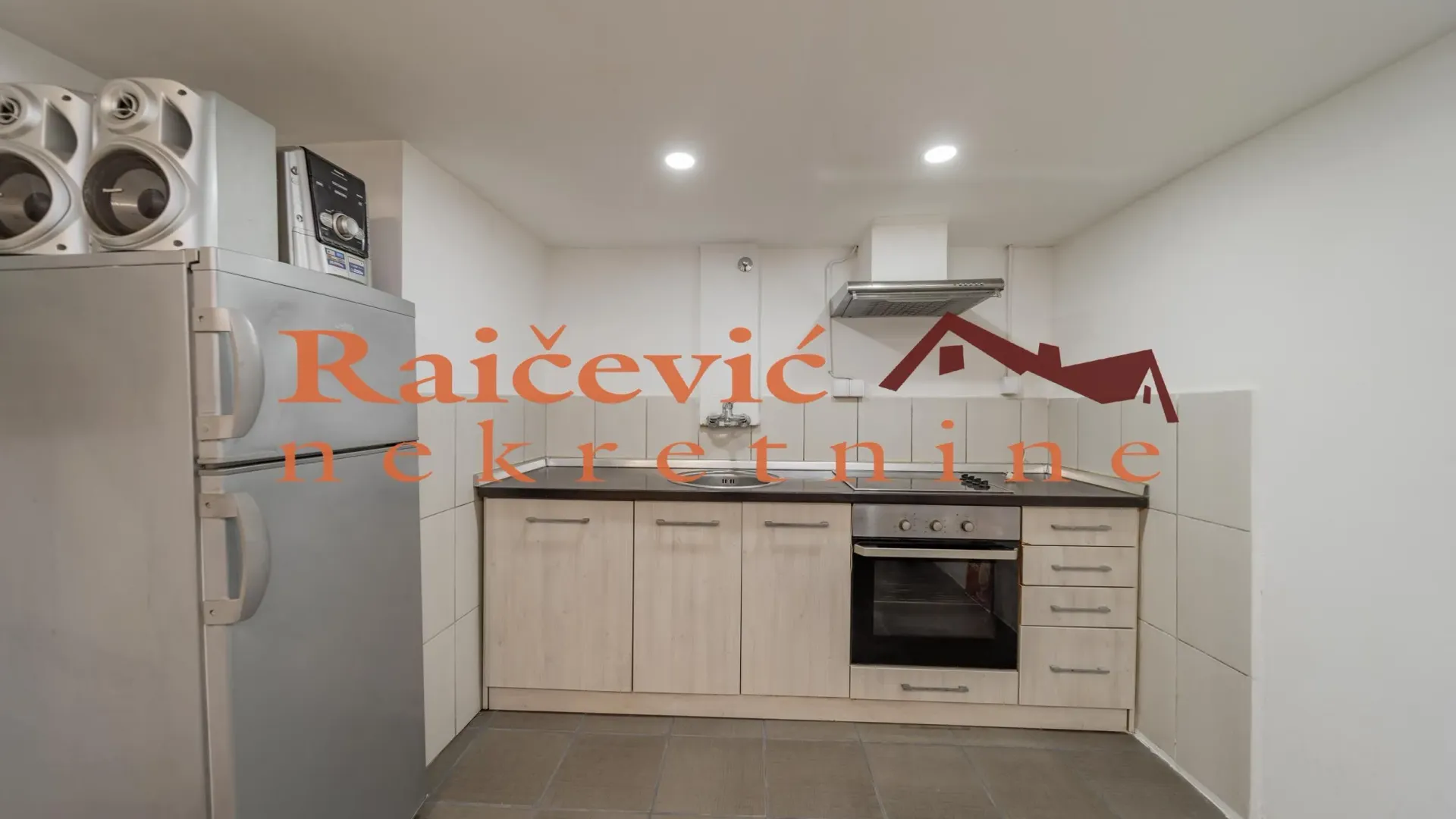 Prodaja, dvosoban stan, 43m², Savski Venac, Beograd