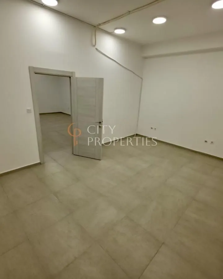 Rent, office space, 115m², Blok 9, Podgorica