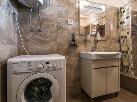 Sale, three bedroom apartment, 125m², Budva, Crna Gora - image 16