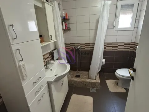 Prodaja, kuća, 200m², Podgorica, Crna Gora - image 12