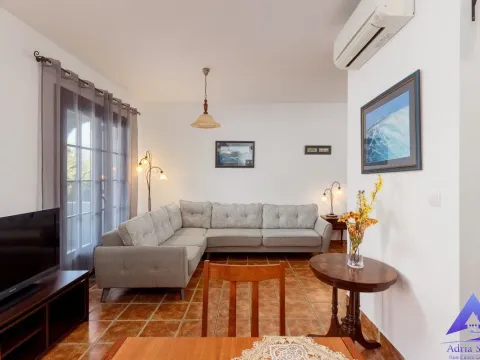 Sale, two bedroom apartment, 84m², Kostanjica, Kotor - image 10