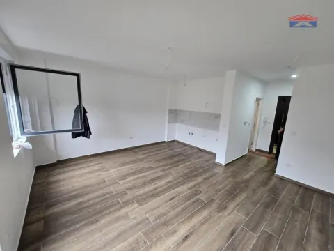 Prodaja, garsonjera, 33m², Centar, Inđija - image 6