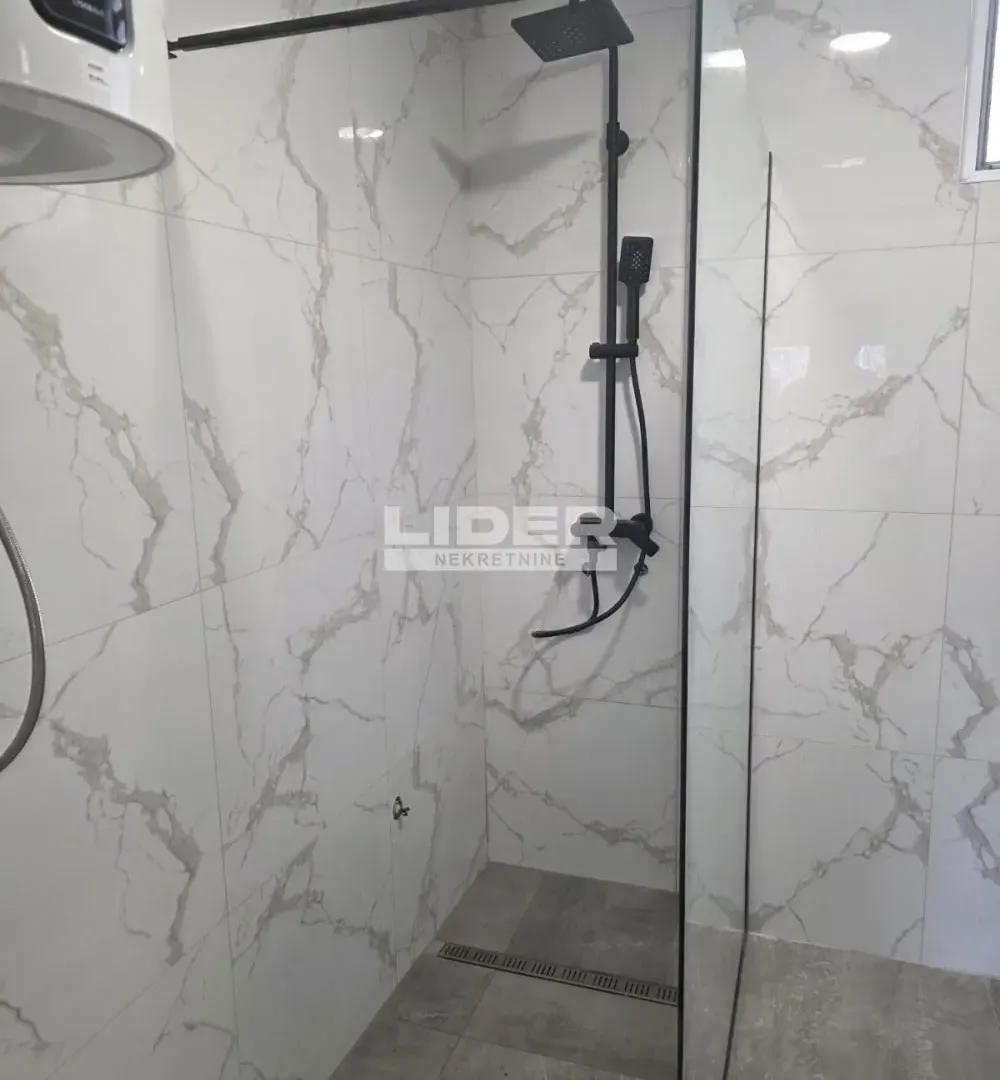 Prodaja, dvosoban stan, 85m², Vračar Sve Podlokacije, Beograd