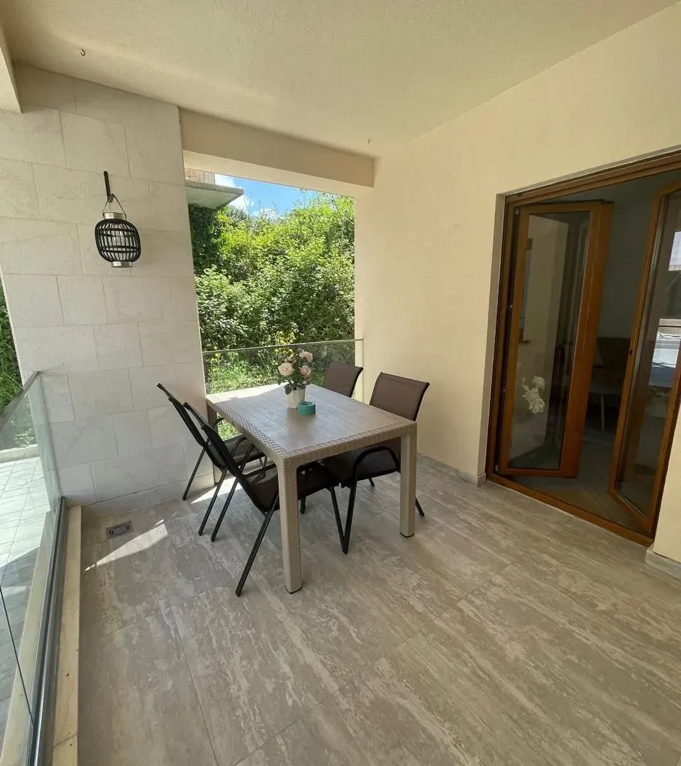 Prodaja, jednosoban stan, 53m², Seljanovo, Tivat