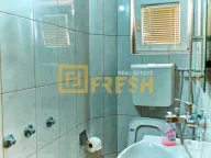 Izdavanje, kuća, 160m², Tološi, Podgorica - image 22