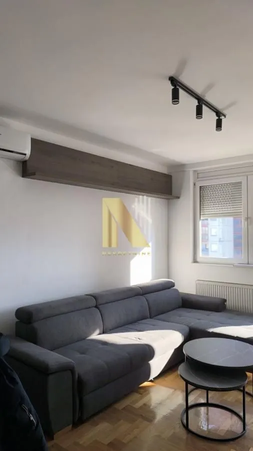 Izdavanje, jednosoban stan, 51m², Adamovićevo Naselje, Novi Sad Sve Podlokacije