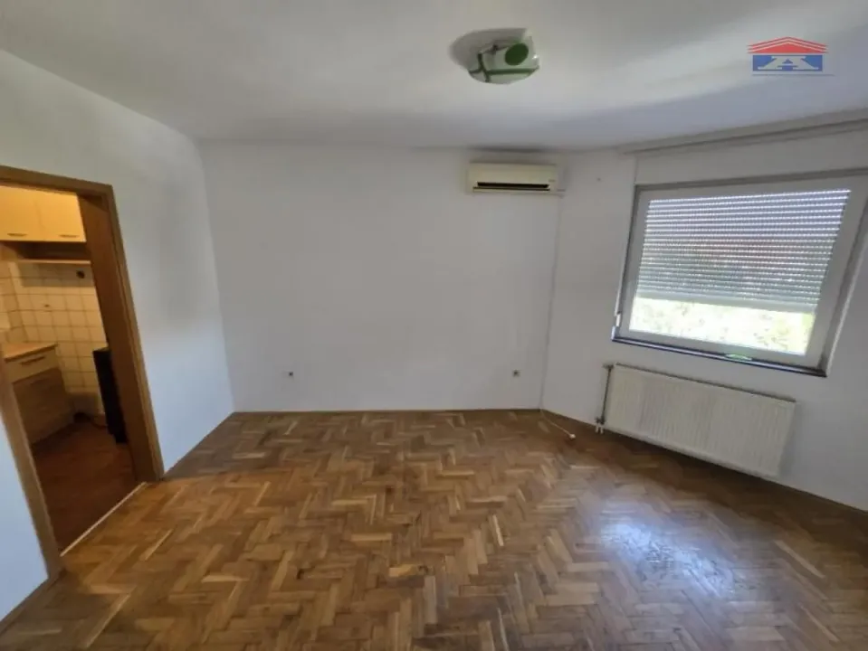 Rent, two bedroom apartment, 41m², Železnička Stanica, Novi Sad Sve Podlokacije