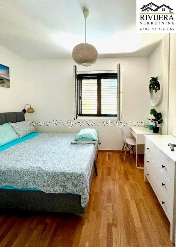 Prodaja, jednosoban stan, 47m², Obala Đuraševića, Tivat