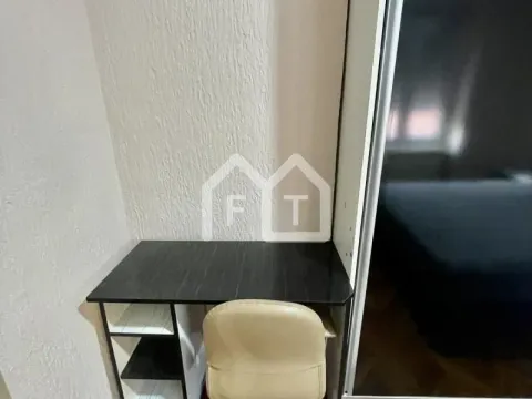 Izdavanje, kuća, 80m², Zemun Gornji Grad, Zemun Sve Podlokacije - image 10