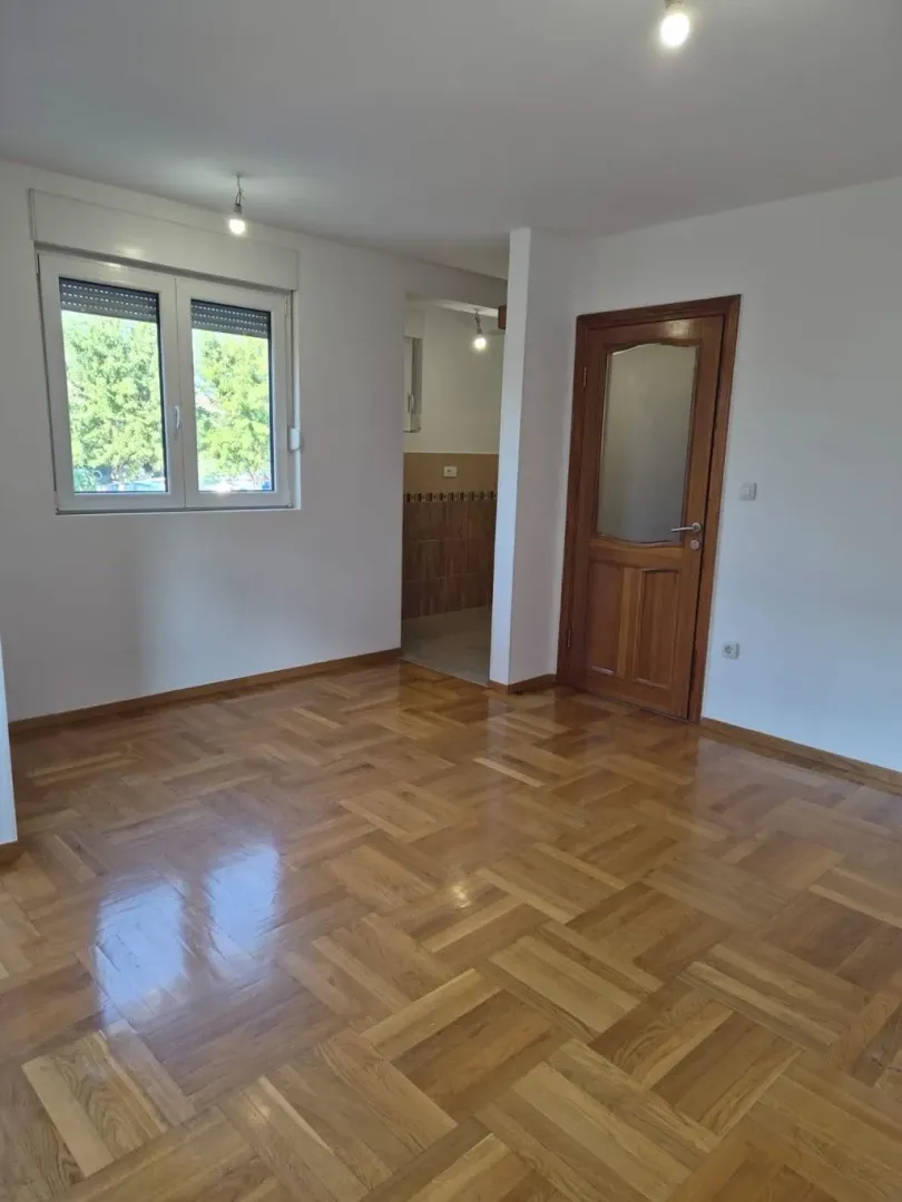 Prodaja, dvosoban stan, 68m², Zabjelo, Podgorica