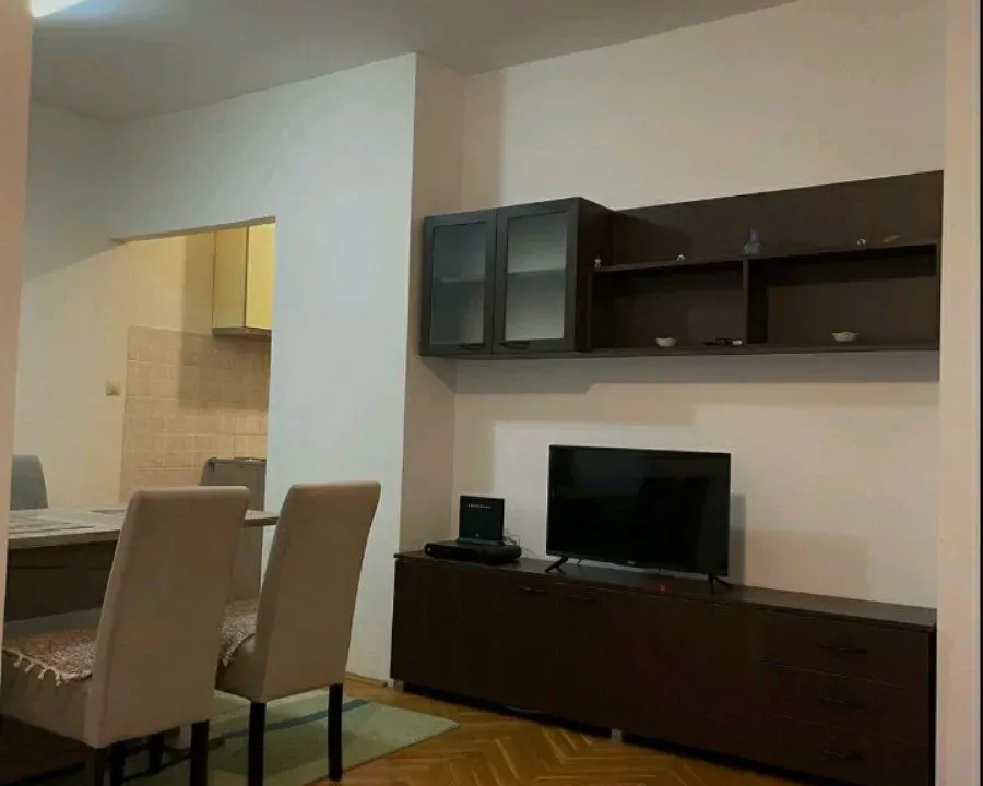 Rent, one bedroom apartment, 40m², City Kej, Podgorica