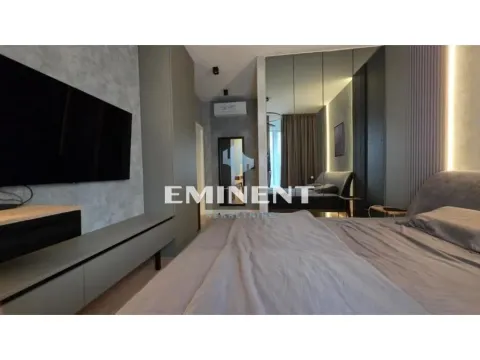 Izdavanje, trosoban stan, 79m², Savski Venac, Beograd - image 11