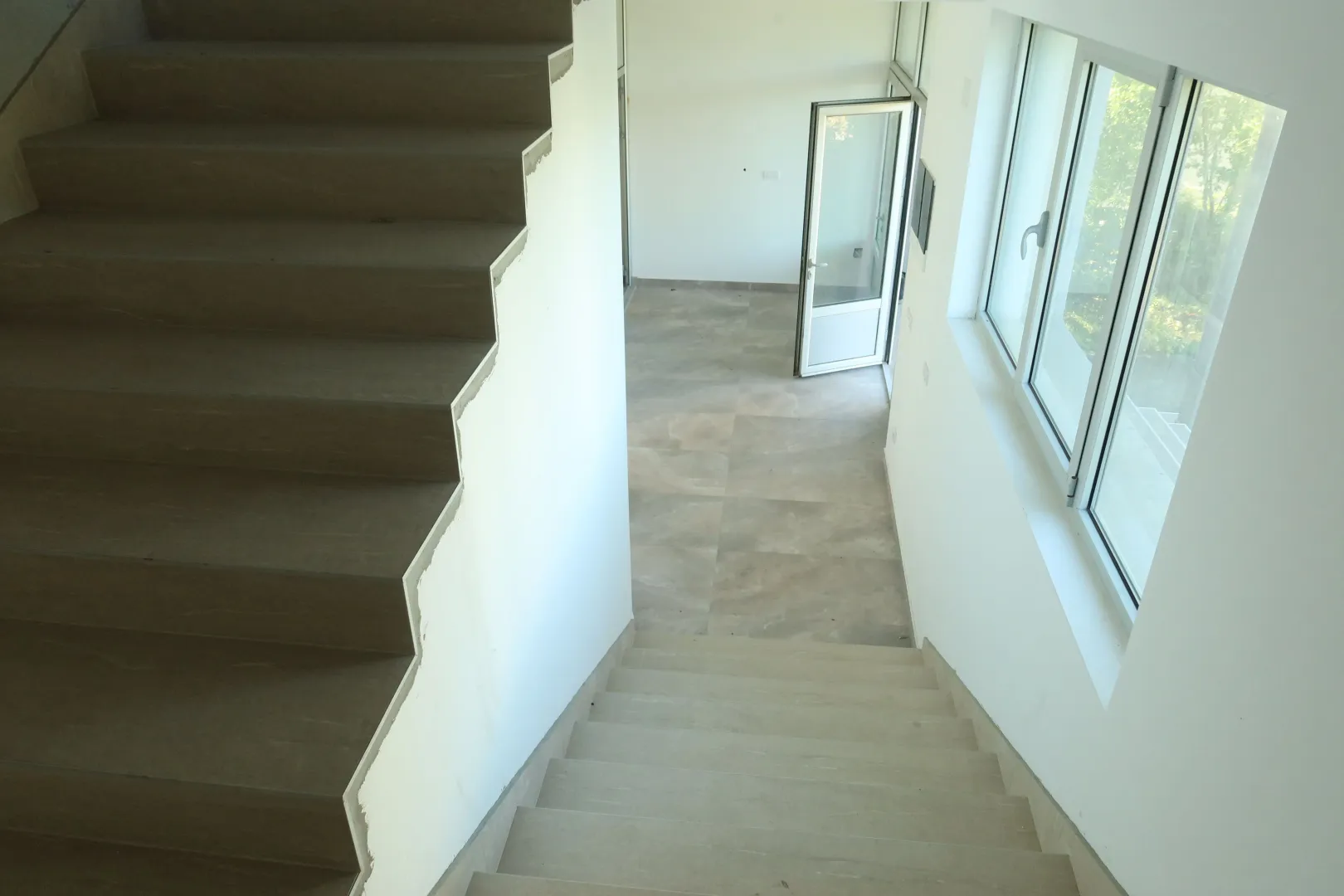 Rent, office space, 250m², Zemun Polje, Beograd