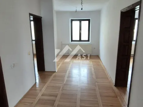 Rent, house, 180m², Veternička rampa, Novi Sad Sve Podlokacije - image 4