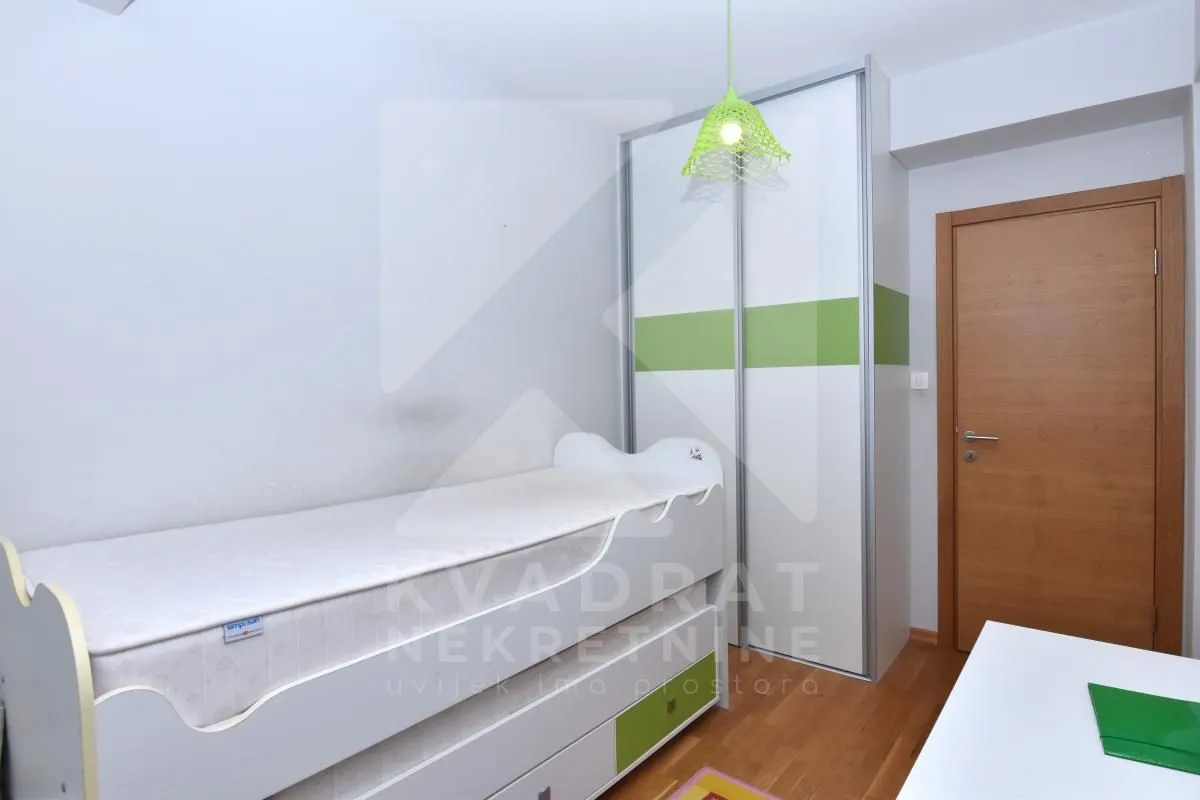 Prodaja, dvosoban stan, 65m², Ljubović, Podgorica