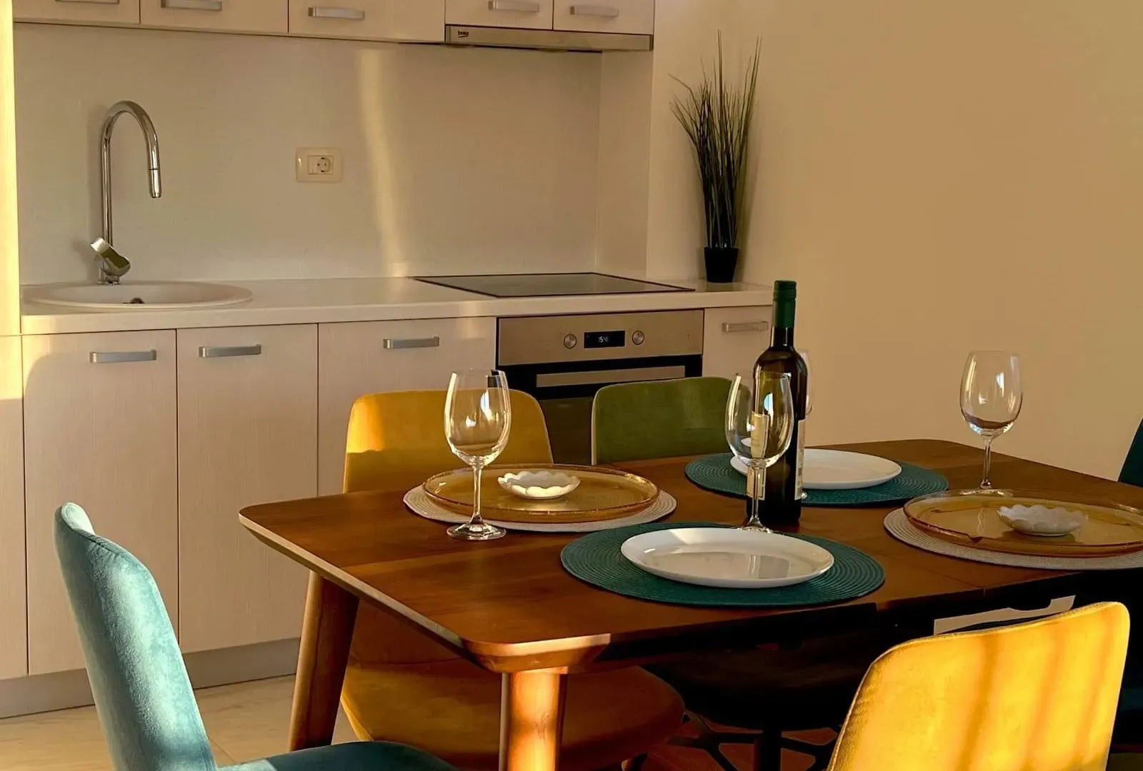 Rent, two bedroom apartment, 60m², Pržno, Budva