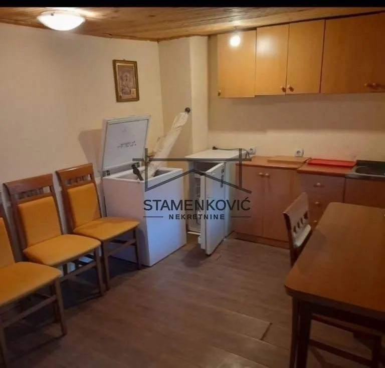 Prodaja, dvosoban stan, 62m², Salajka, Novi Sad Sve Podlokacije