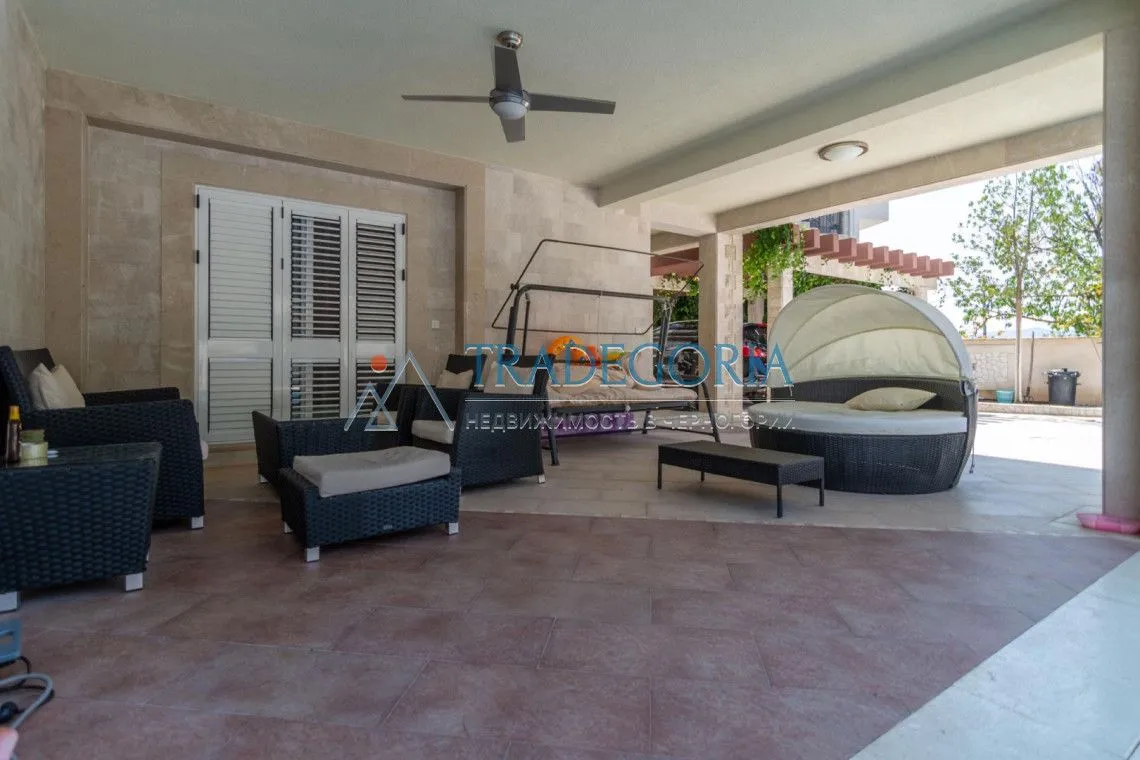 Prodaja, kuća, 267m², Tivat, Crna Gora