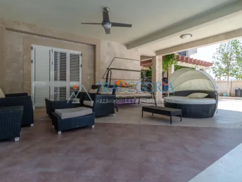 Prodaja, kuća, 267m², Tivat, Crna Gora - image 13