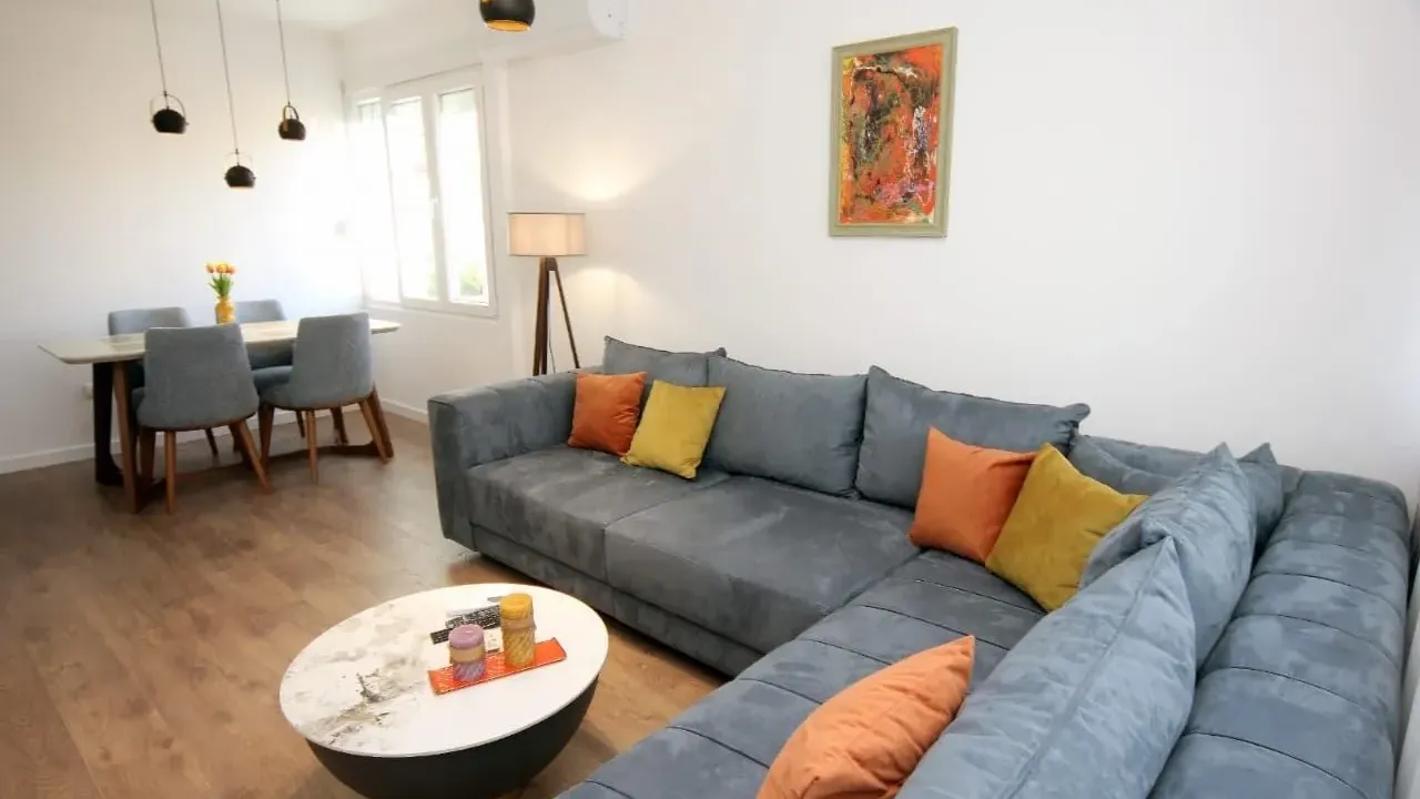 Rent, two bedroom apartment, 73m², Centar, Tivat
