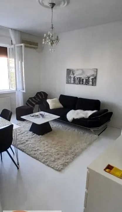 Prodaja, dvosoban stan, 39m², Stari Grad, Beograd