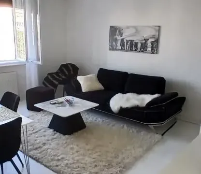 Prodaja, dvosoban stan, 39m², Stari Grad, Beograd