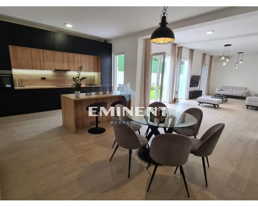 Sale, apartment, 220m², Savski Venac, Beograd