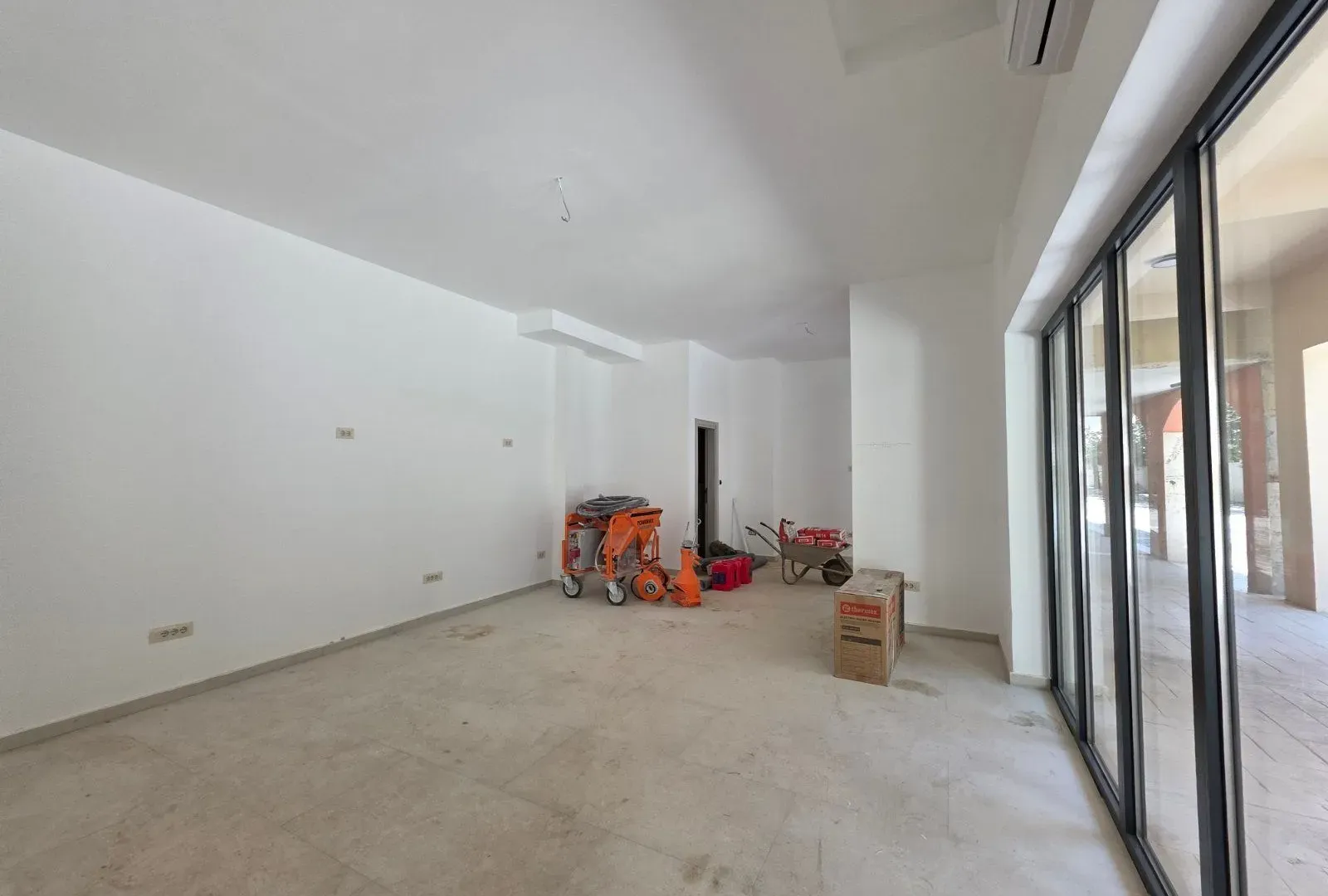 Sale, office space, 41m², Budva, Crna Gora