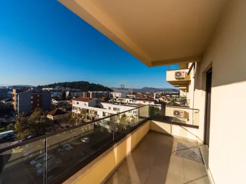 Izdavanje, dvosoban stan, 88m², Stara Varoš, Podgorica - image 15