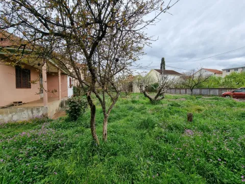 Prodaja, kuća, 101m², Tološi, Podgorica - image 5