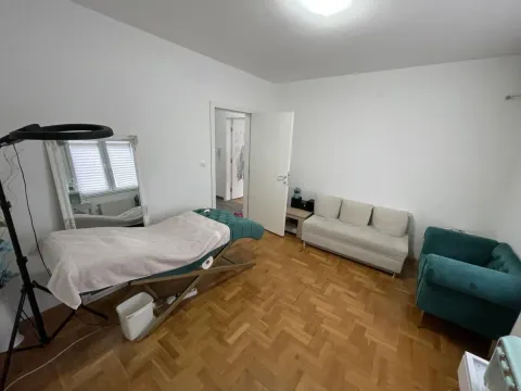 Izdavanje, dvosoban stan, 50m², Centar, Novi Sad - image 6