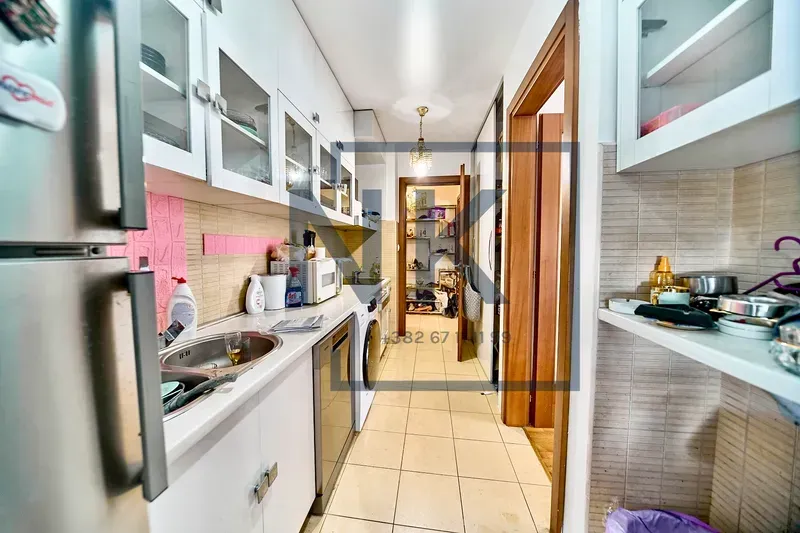 Prodaja, trosoban stan, 120m², Tološi, Podgorica