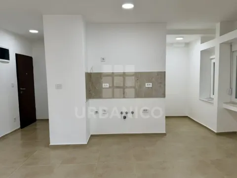 Sale, office space, 58m², Preko Morače, Podgorica - image 4