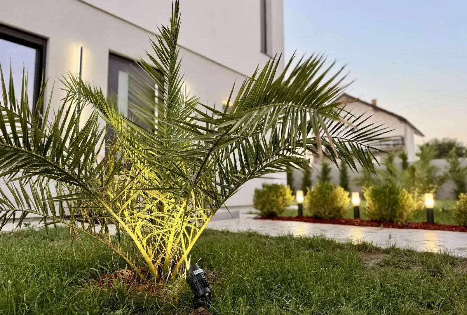 Izdavanje, kuća, 225m², Gornja Gorica, Podgorica
