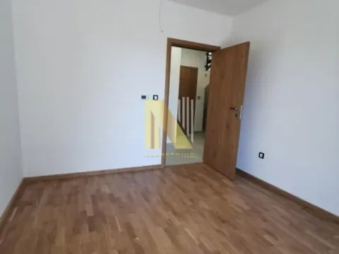 Prodaja, četvorosoban stan, 124m², Sremska Kamenica, Petrovaradin - image 9