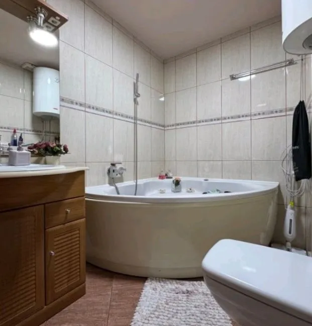 Prodaja, trosoban stan, 109m², Momišići, Podgorica