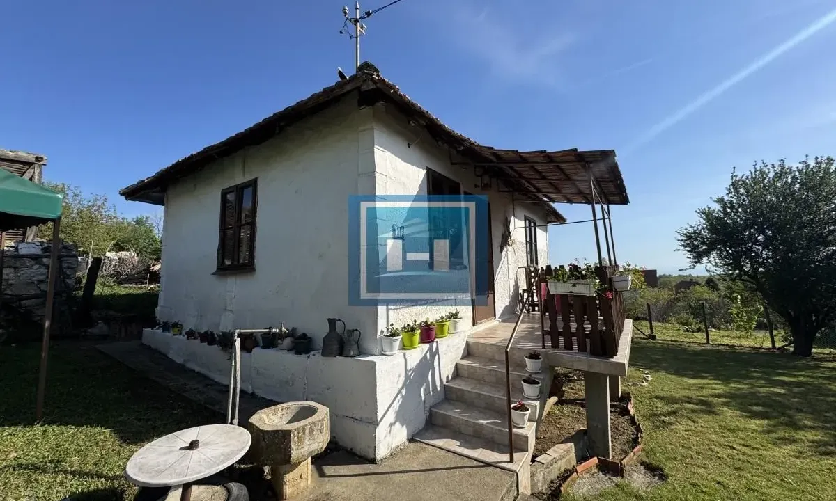 Sale, house, 39m², Crnče, Jagodina
